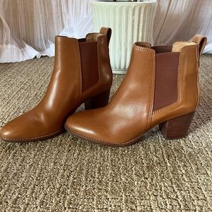 Stunning Madewell Regan Boot!